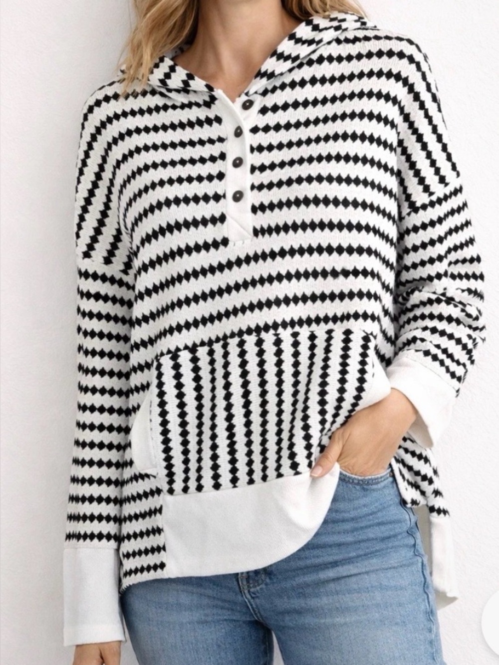 BUCKETLIST navy and White Patterned hooded Sweater